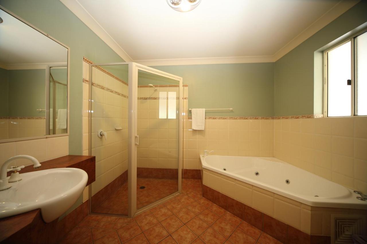Emerald Explorers Inn Extérieur photo